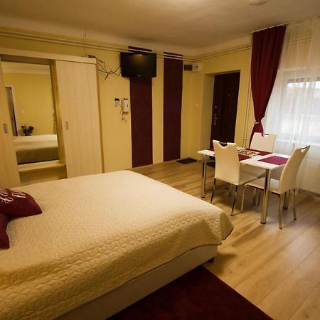 Angyal Apartman Cserkeszőlő Extérieur photo
